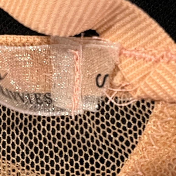 For Love & Lemons Skivvies Panties Size S
Crotch is lined - Picture 6 of 6